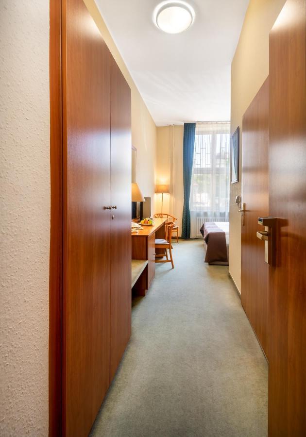 Hotel Millennium Budapest Exterior photo