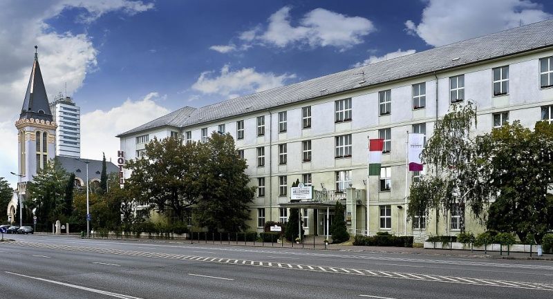 Hotel Millennium Budapest Exterior photo