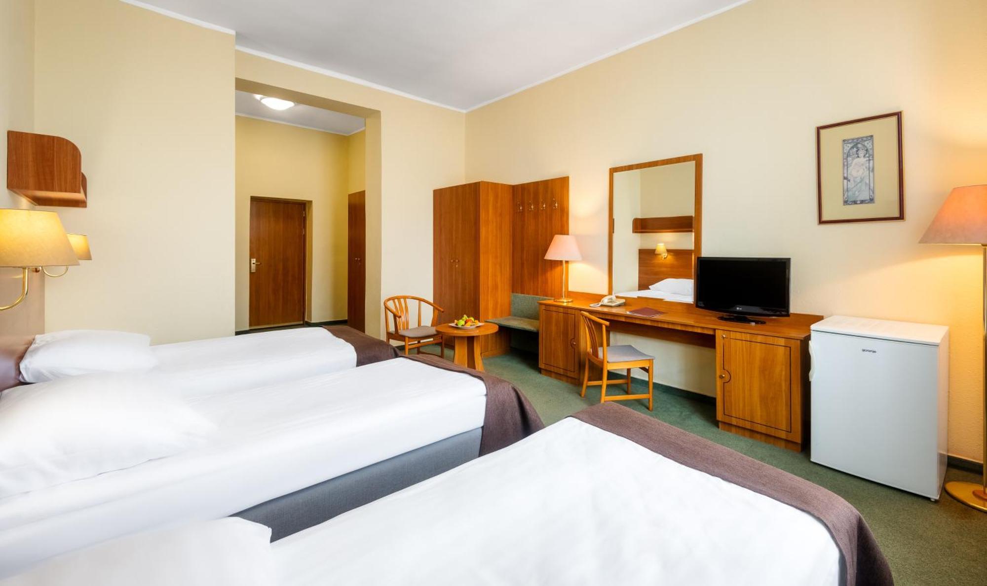 Hotel Millennium Budapest Exterior photo