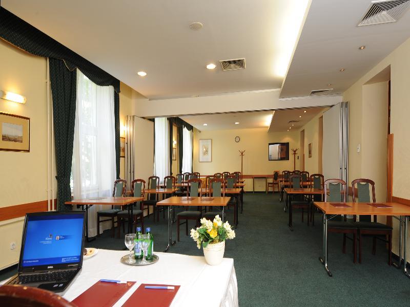Hotel Millennium Budapest Exterior photo